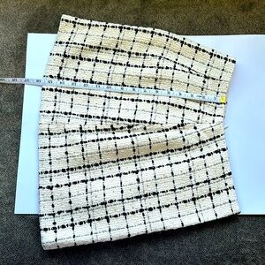 Express Women's Size Small w/ Sequin and gold buttons Mini Skirt